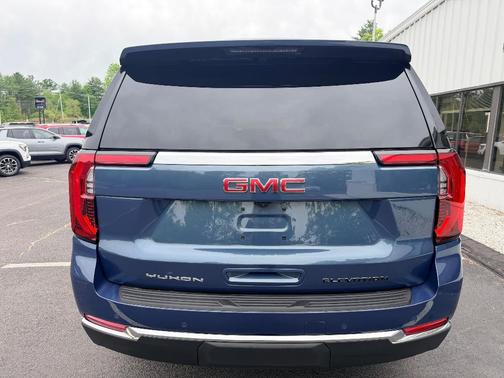 Metallic 2026 GMC Yukon Elevation