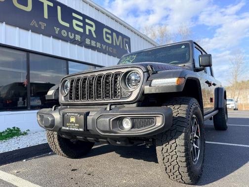 Gray 2024 Jeep Gladiator Rubicon