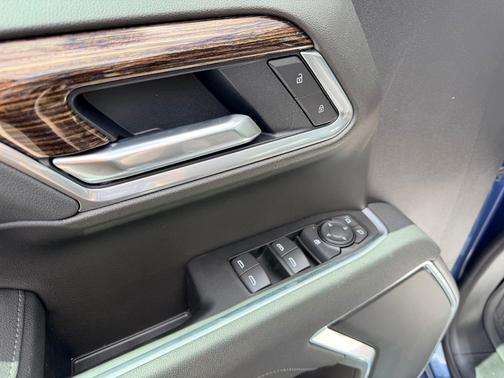 Metallic 2026 GMC Sierra 1500 Elevation