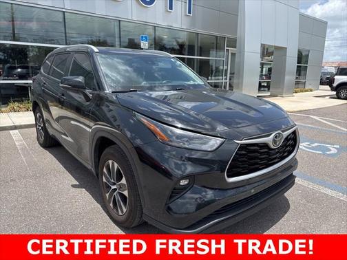 2023 Toyota Highlander XLE