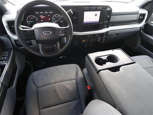 2024 Ford F-350 XLT