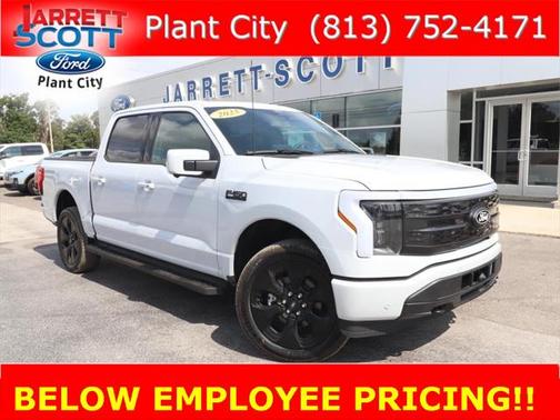 2025 Ford F-150 Lightning Platinum