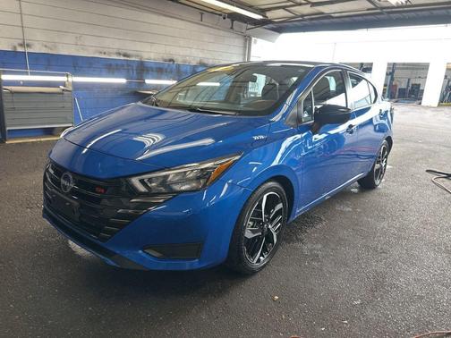Electric Blue Metallic 2024 Nissan Versa 1.6 S