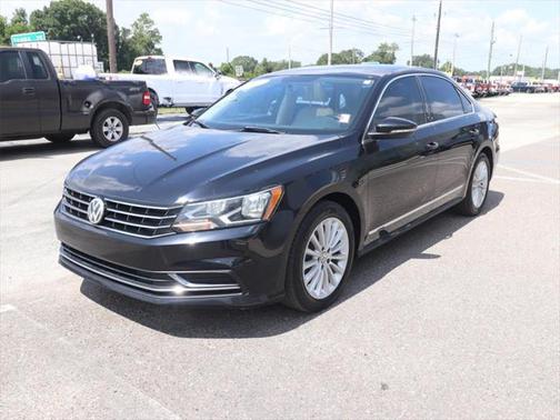 2017 Volkswagen Passat 1.8T SE