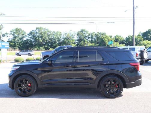 Agate Black Metallic 2020 Ford Explorer ST