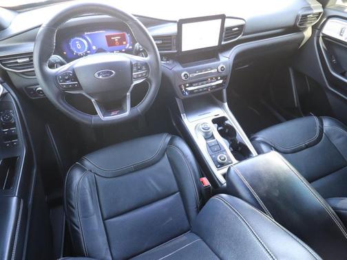 Agate Black Metallic 2020 Ford Explorer ST