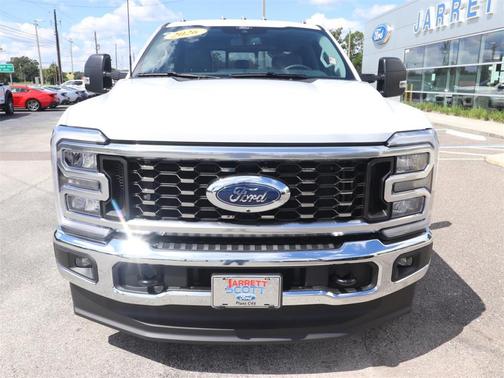 2026 Ford F-350 XLT
