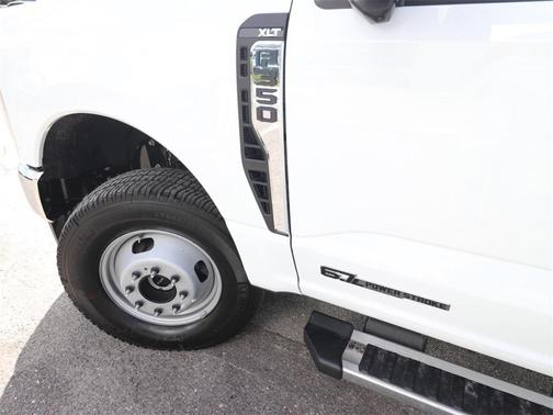 2026 Ford F-350 XLT