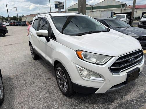 White Platinum Clearcoat Metallic 2019 Ford EcoSport Titanium