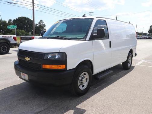 2022 Chevrolet Express 2500 RWD 2500 Regular Wheelbase WT