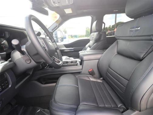 2026 Ford F-350 Platinum