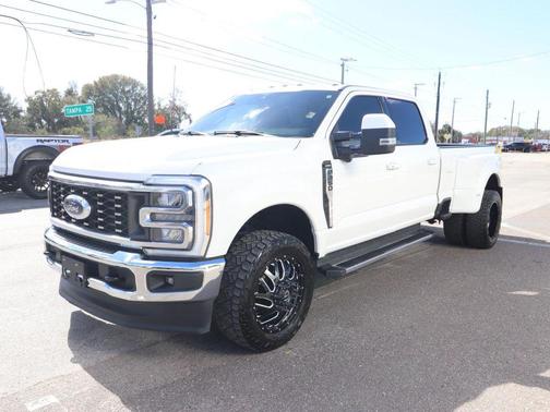 2023 Ford F-350 Lariat