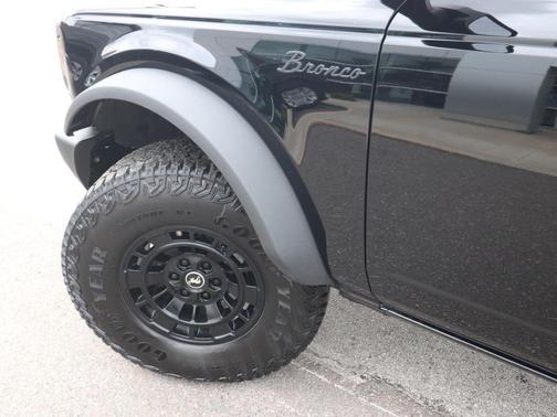 Shadow Black 2026 Ford Bronco Big Bend