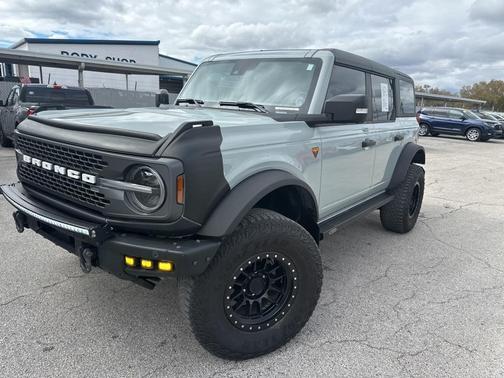 2022 Ford Bronco Badlands