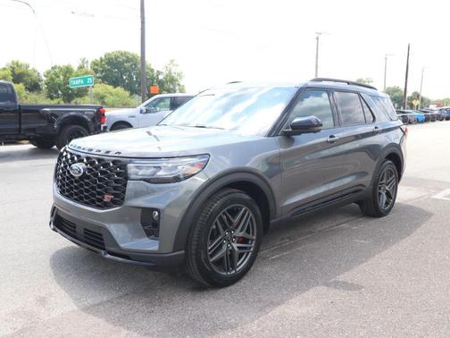 Carbonized Gray Metallic 2026 Ford Explorer ST