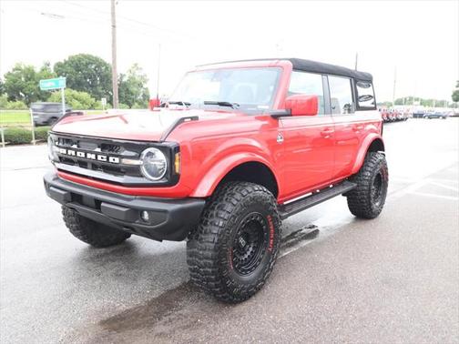2023 Ford Bronco Outer Banks