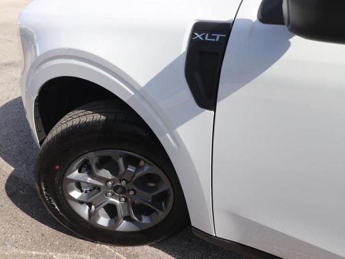 Oxford White 2026 Ford Maverick XLT