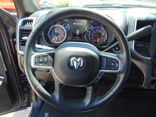2024 RAM 3500 Big Horn Crew Cab 4x4 8' Box