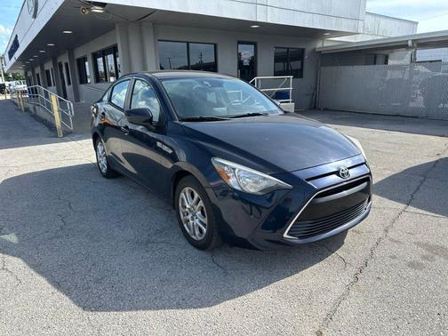 Blue 2017 Toyota Yaris iA Base