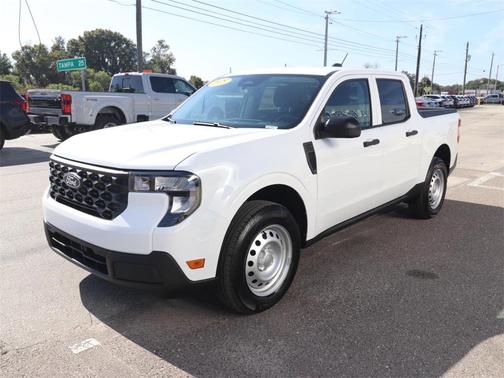 2025 Ford Maverick XL