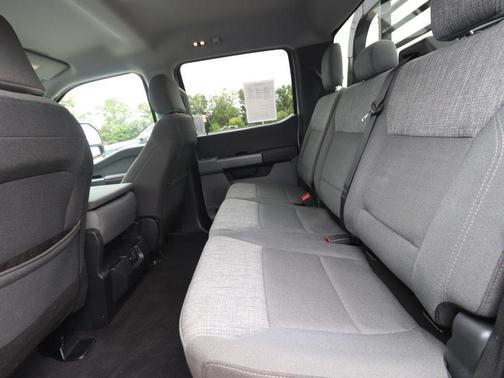 Oxford White 2025 Ford F-350 XLT