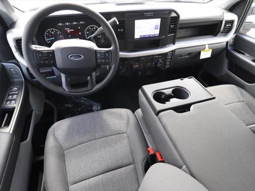 2025 Ford F-250 XL