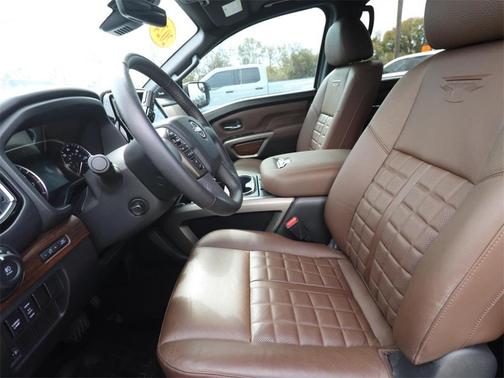 2024 Nissan Titan Platinum Reserve