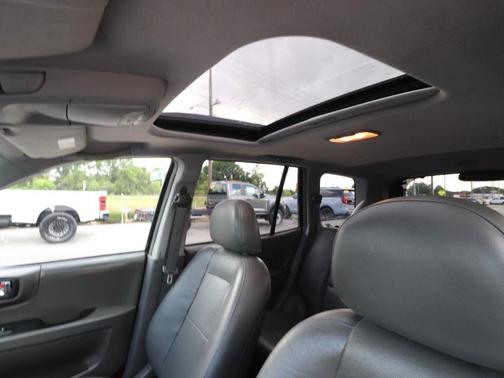 Silver 2004 Hyundai SANTA FE GLS