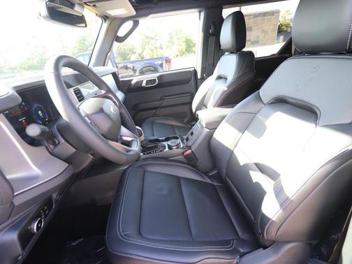 Shadow Black 2026 Ford Bronco Outer Banks
