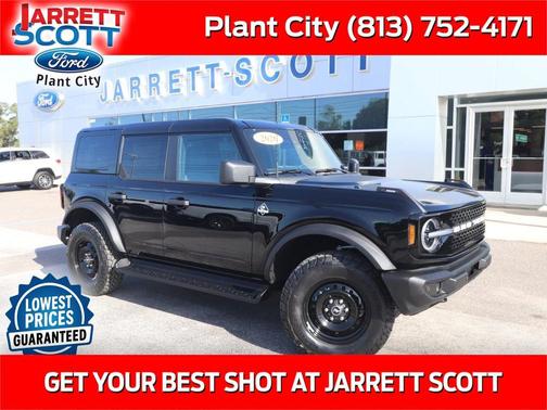 Shadow Black 2026 Ford Bronco Outer Banks