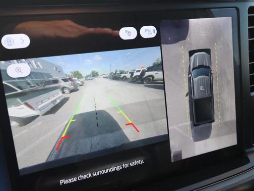 Space White Metallic 2025 Ford F-150 Lariat