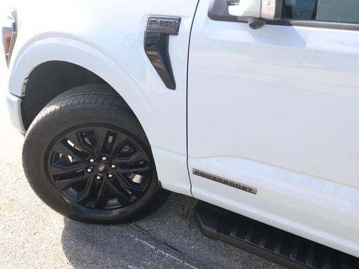 Space White Metallic 2025 Ford F-150 Lariat
