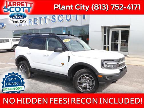 Oxford White 2024 Ford Bronco Sport Badlands