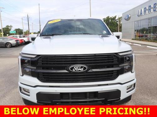 2025 Ford F-150 Platinum