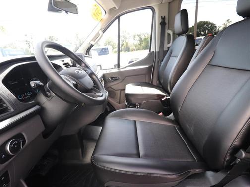 2025 Ford Transit-350 XL