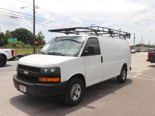 Summit White 2022 Chevrolet Express 2500 Work Van