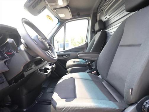 2024 Mercedes-Benz Sprinter 2500 Standard Roof