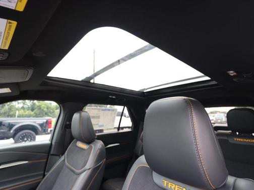 Agate Black Metallic 2026 Ford Explorer Tremor