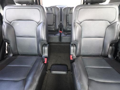 Blue Metallic 2018 Ford Explorer Limited
