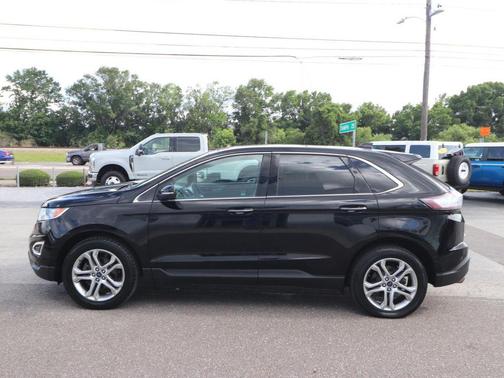 White Platinum Metallic Tri-Coat 2017 Ford Edge Titanium