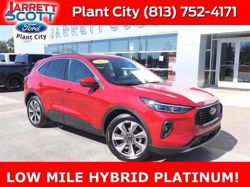 2025 Ford Escape Platinum
