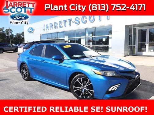 2018 Toyota Camry SE