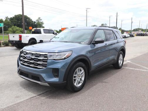 Vapor Blue Metallic 2026 Ford Explorer Active