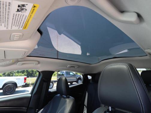 Star White Metallic Tri-Coat 2023 Ford Mustang Mach-E Premium