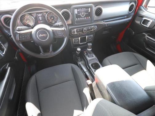 2023 Jeep Gladiator Sport