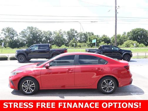 2023 Kia Forte LXS