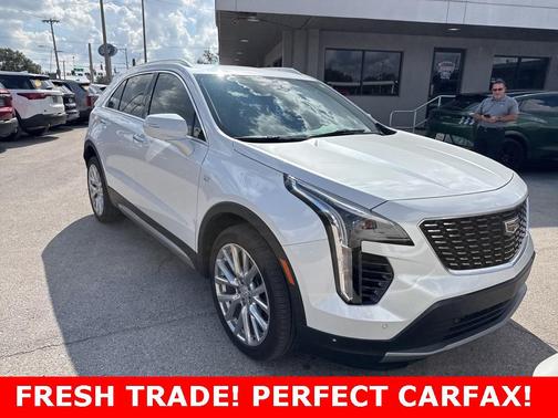 2022 Cadillac XT4 Premium Luxury