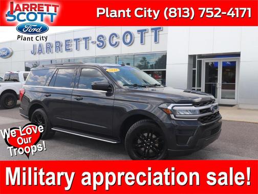 Dark Matter Metallic 2022 Ford Expedition XLT
