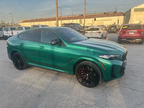 2025 BMW X6 M60i