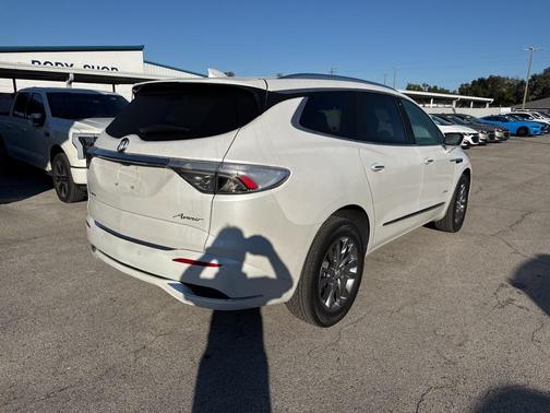 2024 Buick Enclave Avenir FWD